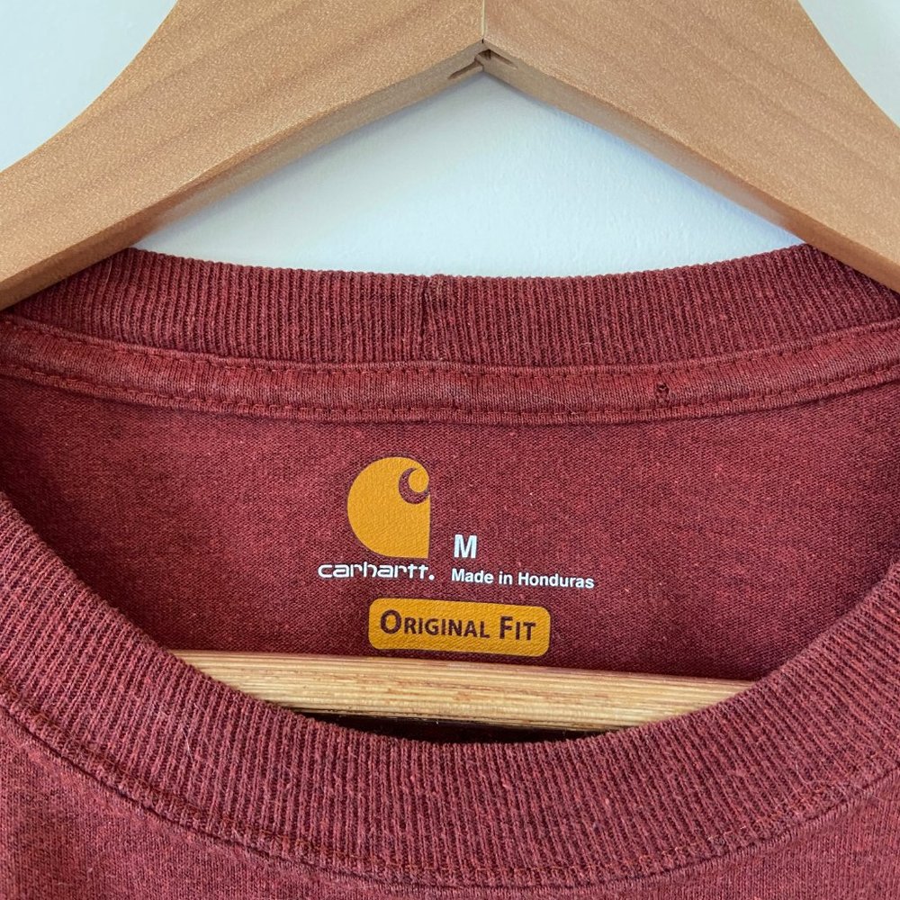 Carhartt Original Fit with Back Logo and Cutoff Hem Sz M - Picture 3 of 4